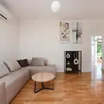 Apartamento Karuzz Heated Jacuzzi *