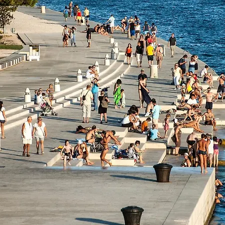 Karuzz Heated Jacuzzi * Zadar