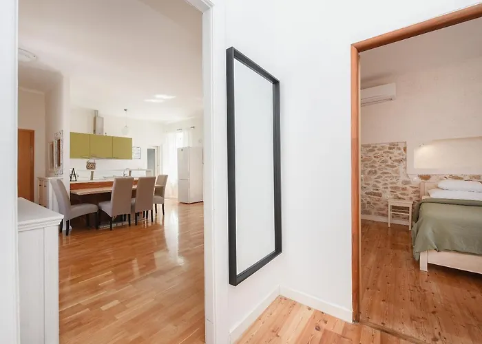 Karuzz Heated Jacuzzi Διαμέρισμα