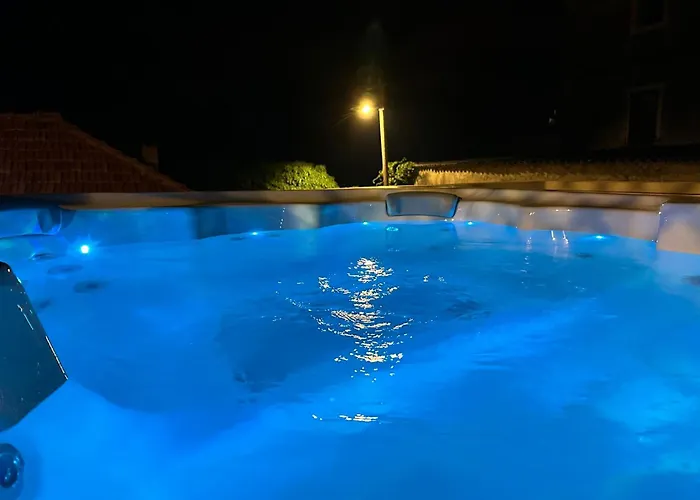 Karuzz Heated Jacuzzi Zadar